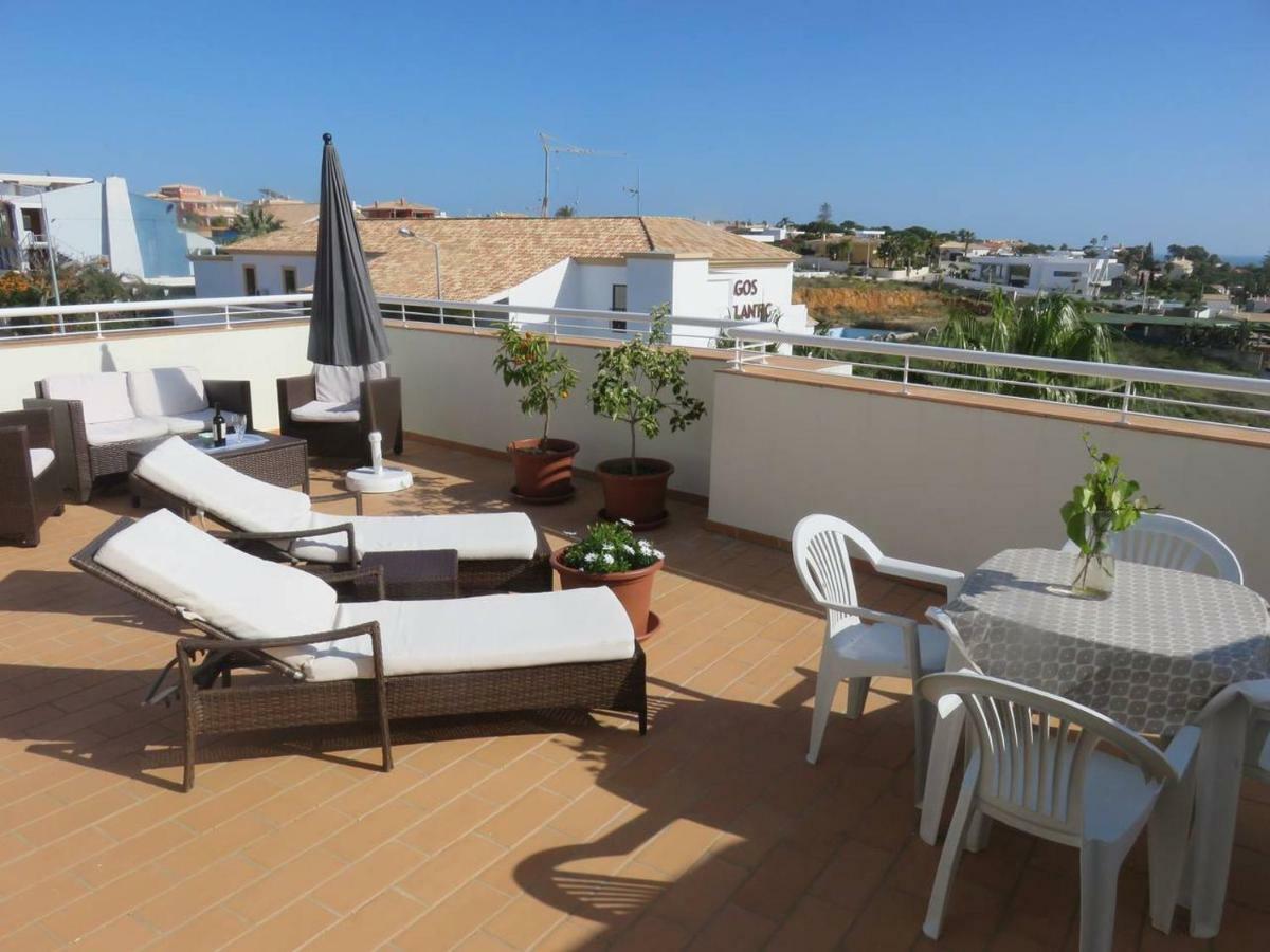 Sweden Apartment - Top Floor One Bedroom With Sea Views - Rs ラゴス エクステリア 写真